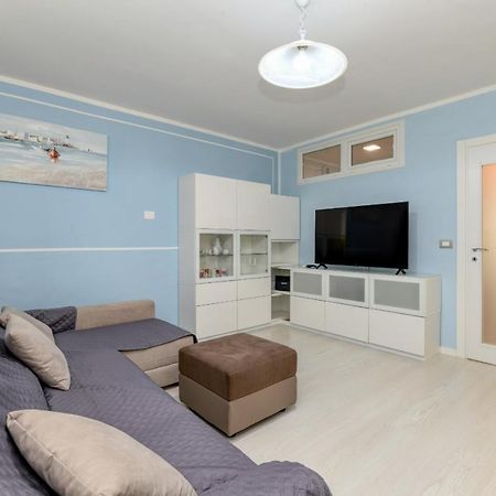 My Desenzano Holiday Apartment Дезенцано-дель-Гарда Экстерьер фото