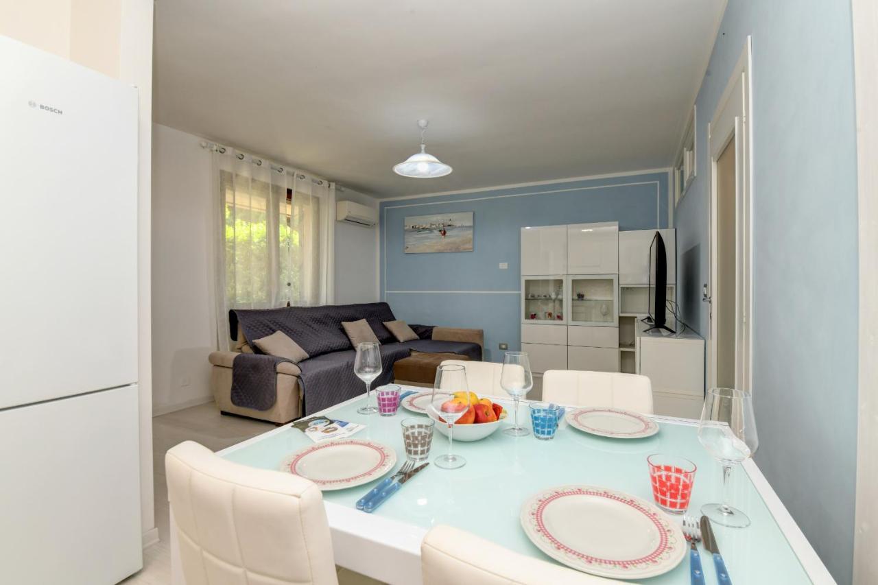 My Desenzano Holiday Apartment Дезенцано-дель-Гарда Экстерьер фото